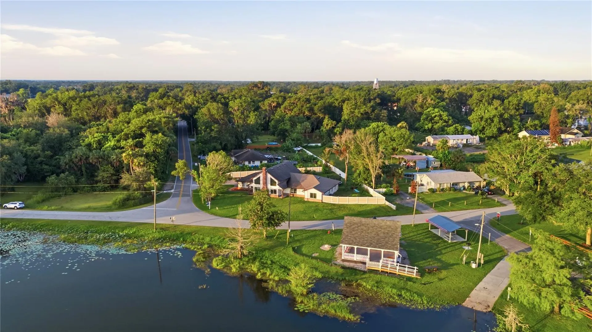 212 Pleasant Street Lake Helen FL 32744