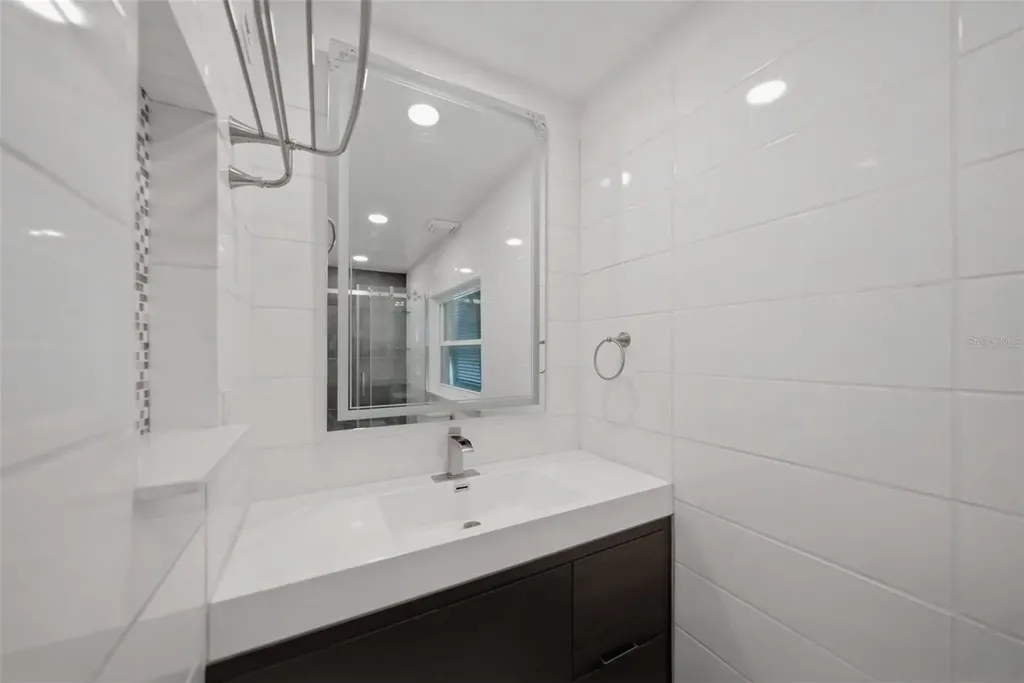 6172 59th Place N St Petersburg FL 33709