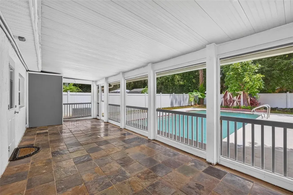 6172 59th Place N St Petersburg FL 33709