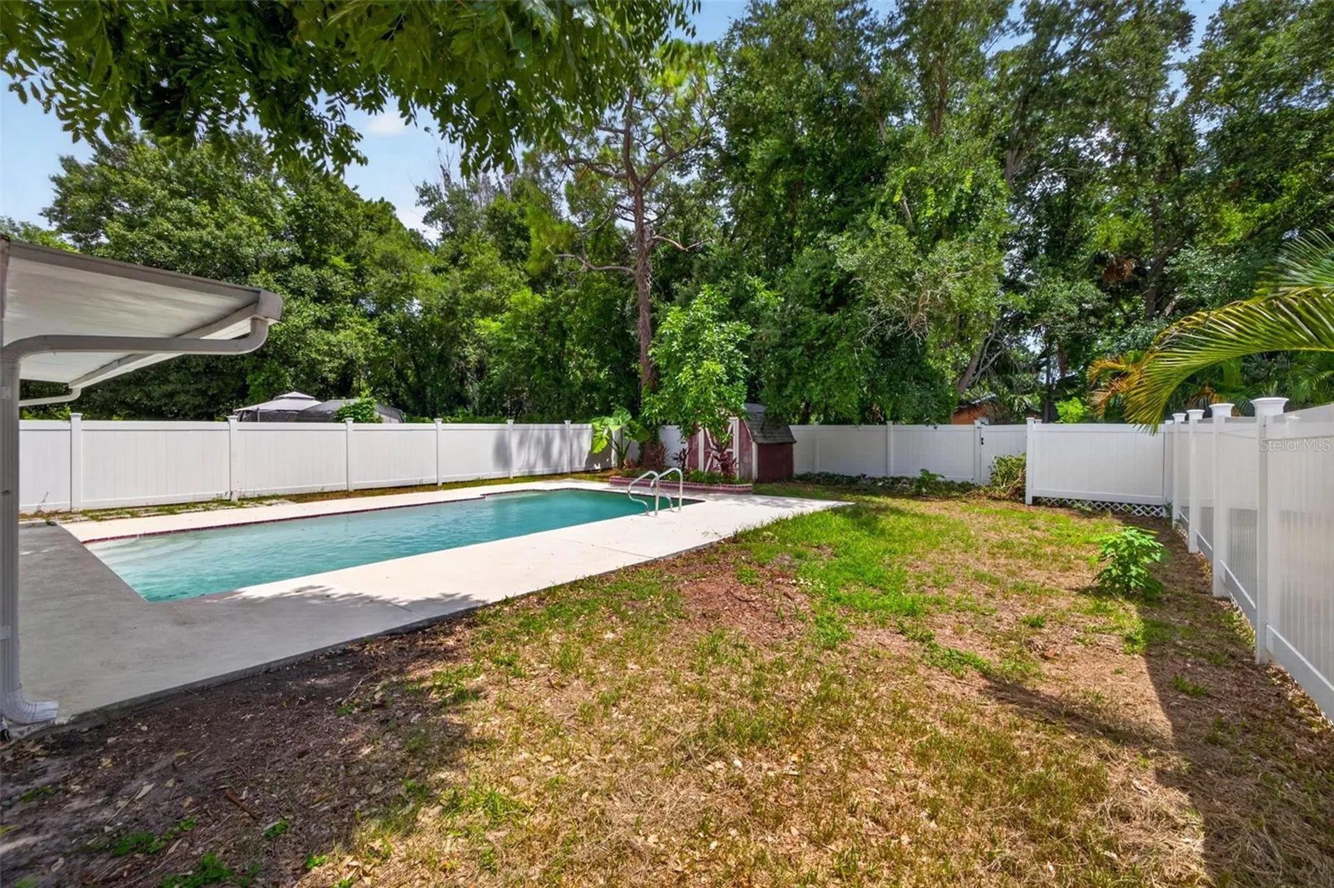 6172 59th Place N St Petersburg FL 33709