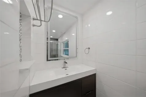 6172 59th Place N St Petersburg FL 33709