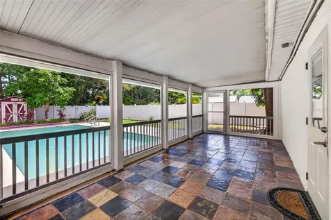 6172 59th Place N St Petersburg FL 33709