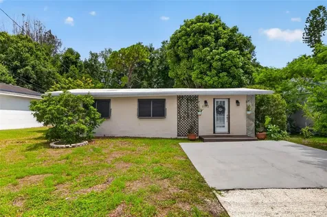 6172 59th Place N St Petersburg FL 33709