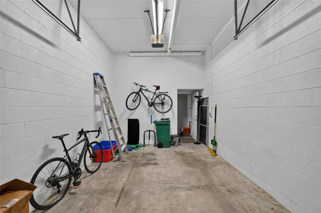 125 NE 4th Street Gainesville FL 32601