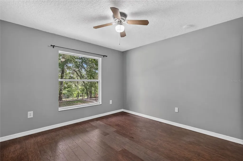 24307 Adair Avenue Sorrento FL 32776
