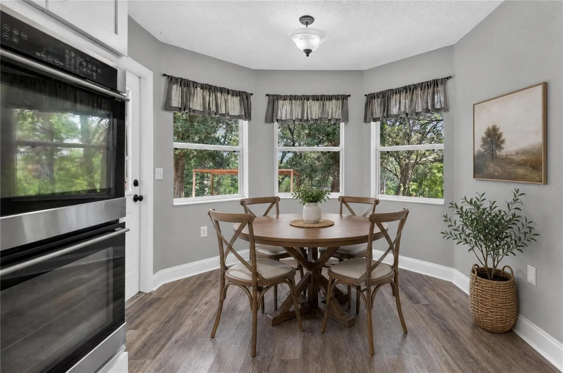 24307 Adair Avenue Sorrento FL 32776