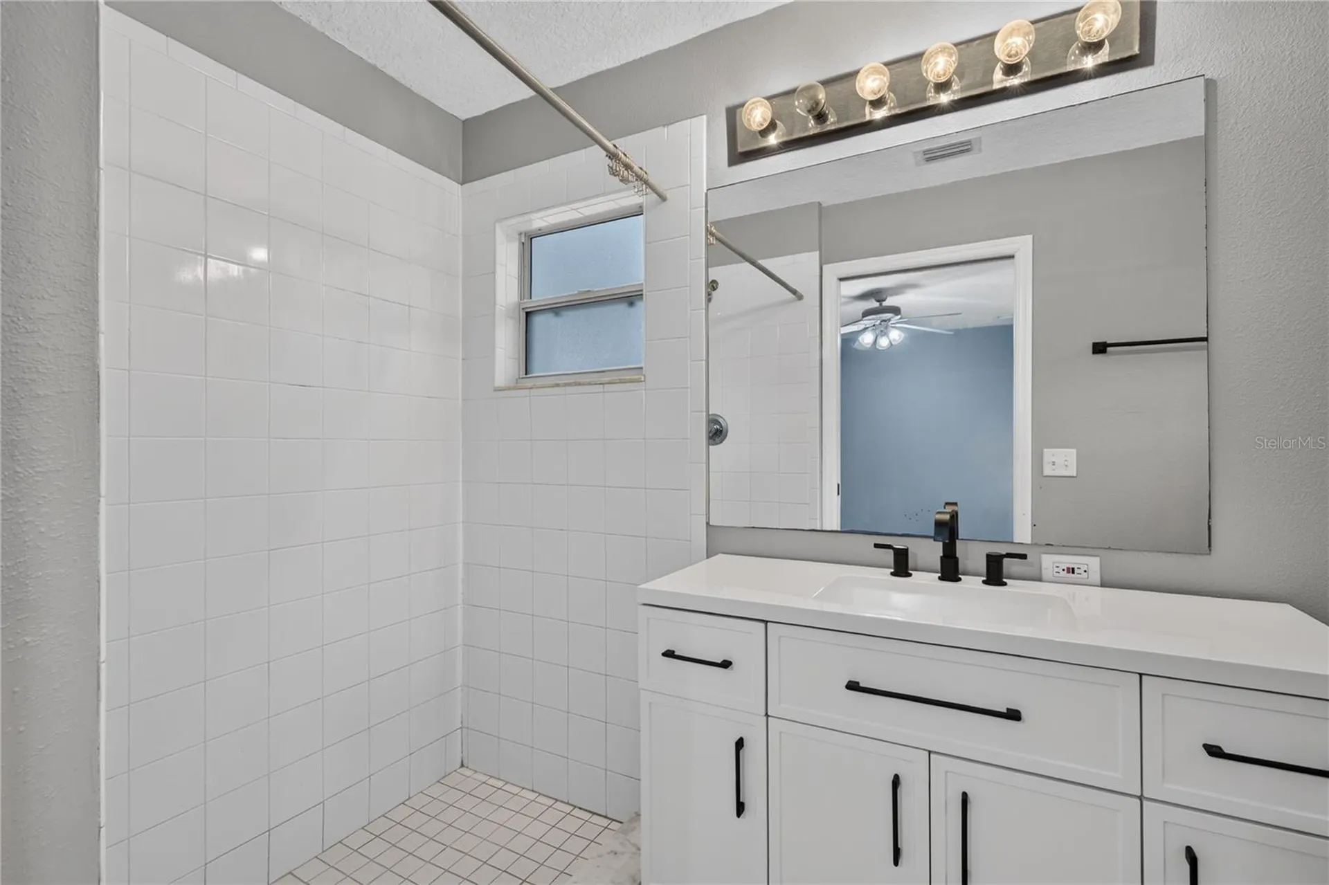 24307 Adair Avenue Sorrento FL 32776