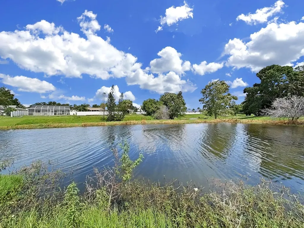 6996 122nd Drive Largo FL 33773