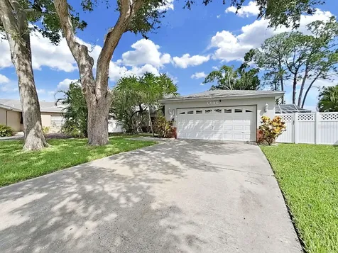 6996 122nd Drive Largo FL 33773