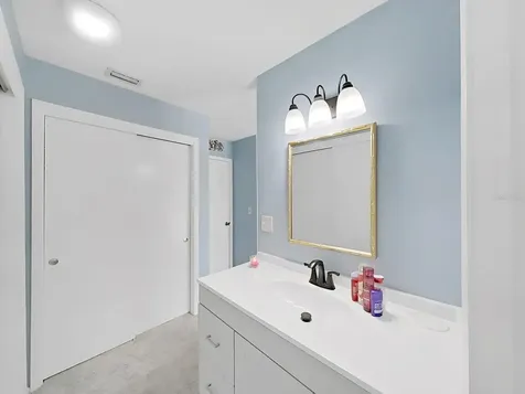 6996 122nd Drive Largo FL 33773