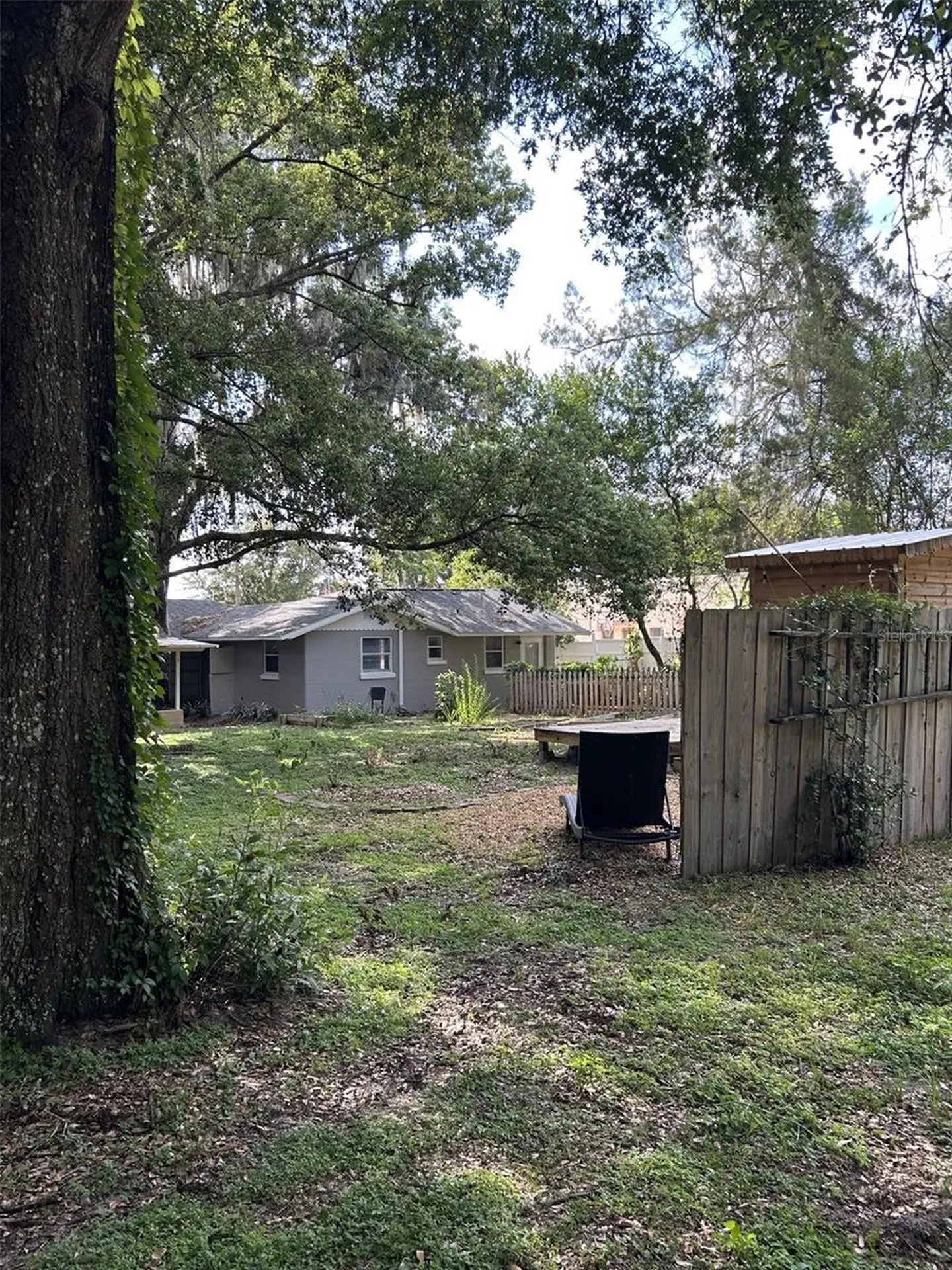 2899 E Crooked Lake Drive Eustis FL 32726