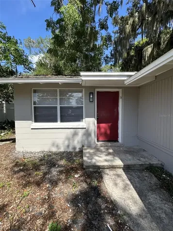 2899 E Crooked Lake Drive Eustis FL 32726