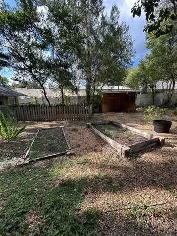 2899 E Crooked Lake Drive Eustis FL 32726