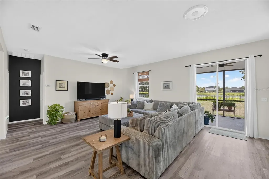 203 Star Shell Drive Apollo Beach FL 33572