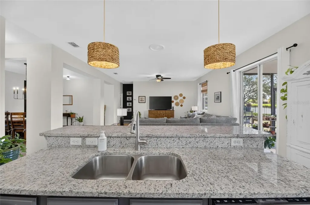 203 Star Shell Drive Apollo Beach FL 33572