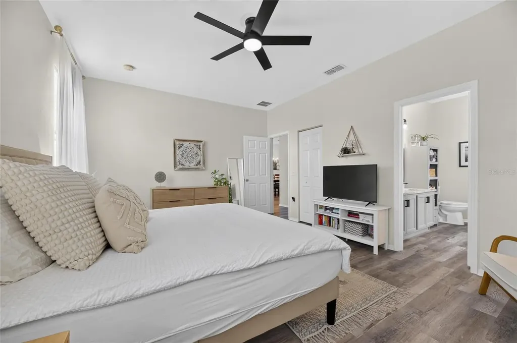 203 Star Shell Drive Apollo Beach FL 33572