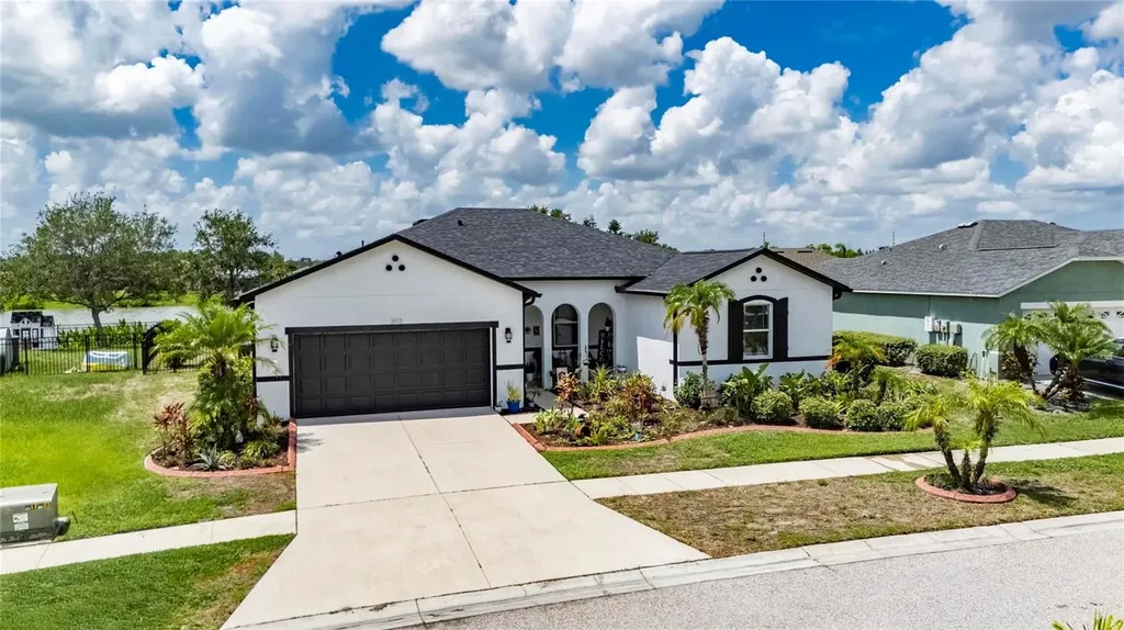 203 Star Shell Drive Apollo Beach FL 33572