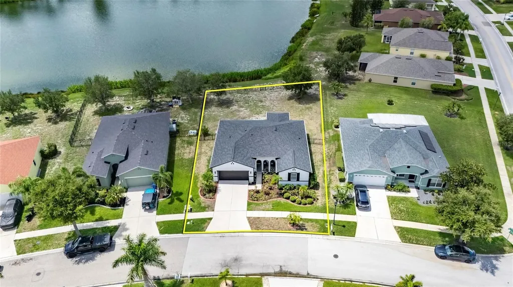 203 Star Shell Drive Apollo Beach FL 33572