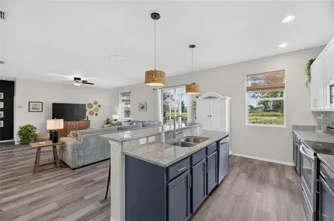 203 Star Shell Drive Apollo Beach FL 33572