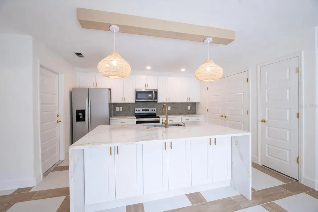 4570 Windee Avenue Lakeland FL 33811