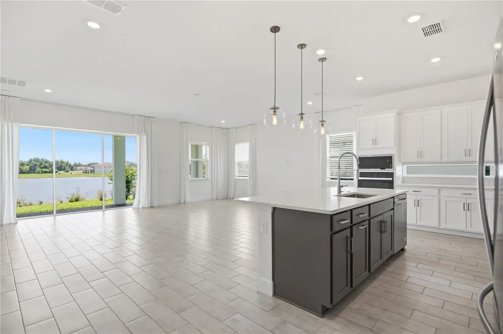 13589 Mcmillan Drive Orlando FL 32827