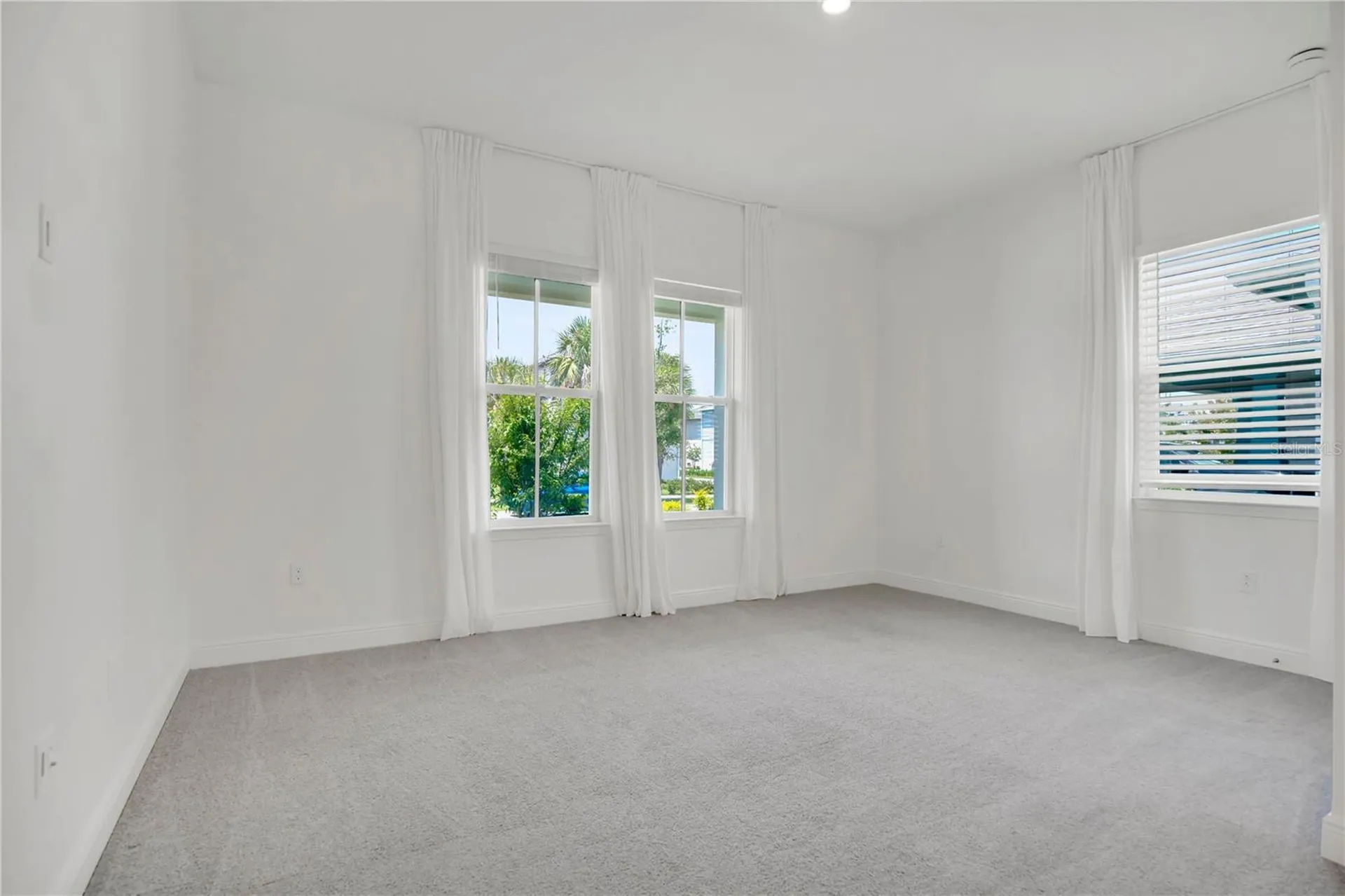 13589 Mcmillan Drive Orlando FL 32827
