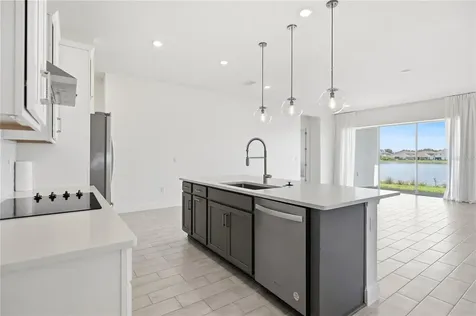 13589 Mcmillan Drive Orlando FL 32827