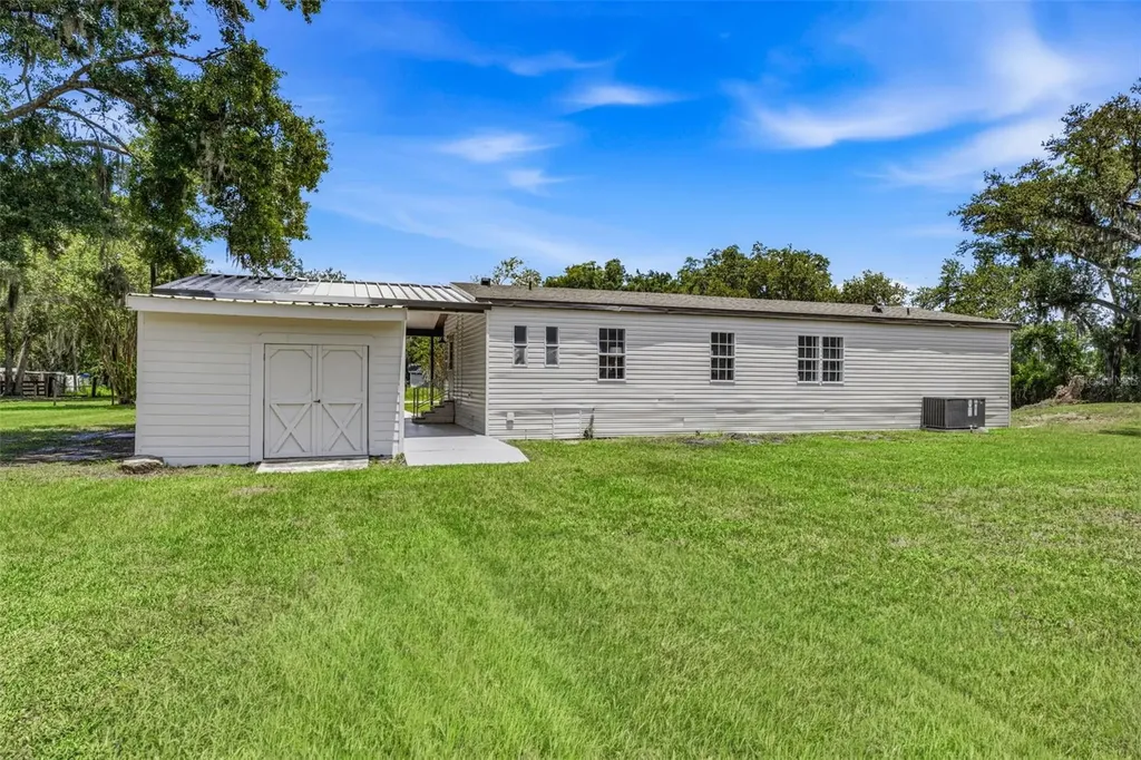 5005 Sugar Oak Lane Dover FL 33527