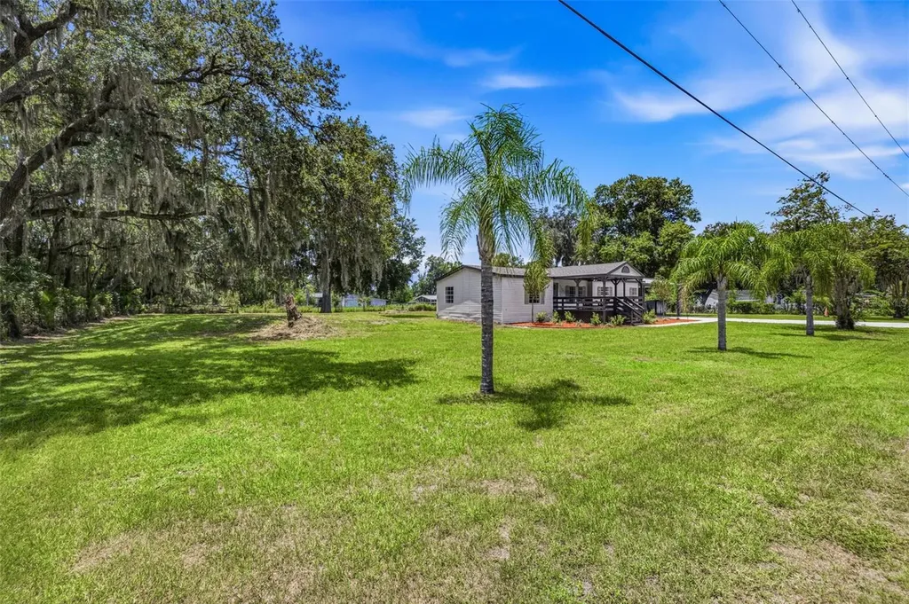 5005 Sugar Oak Lane Dover FL 33527