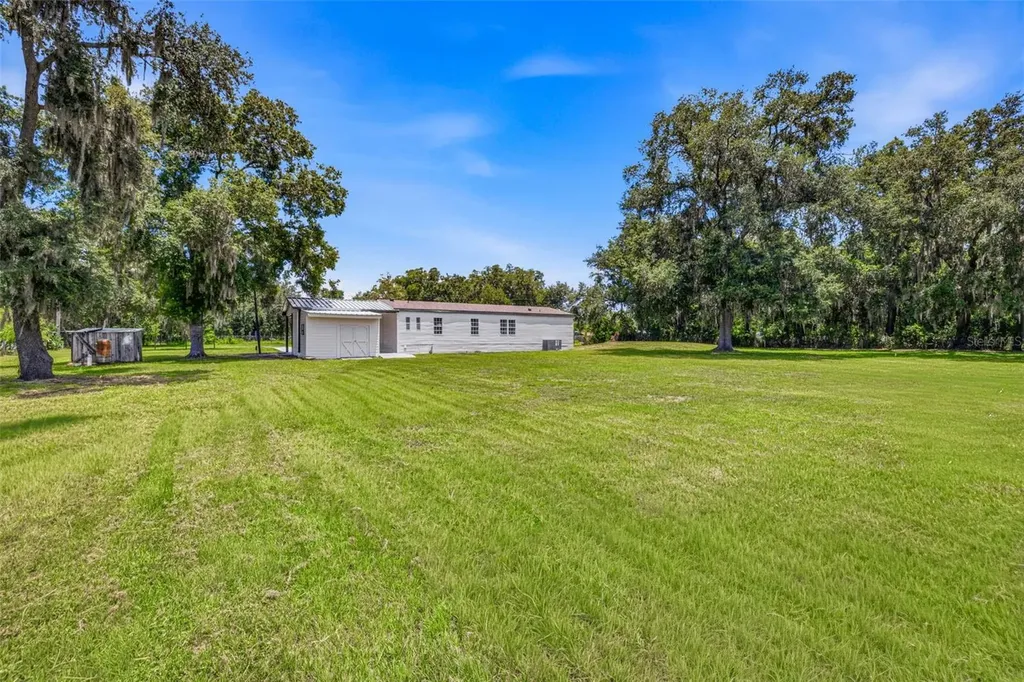 5005 Sugar Oak Lane Dover FL 33527