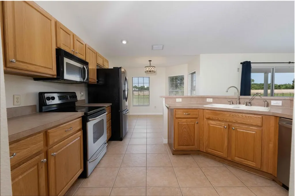 9170 County Road 128d Road Wildwood FL 34785