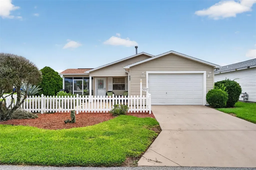 8242 SE 169th Palownia Loop The Villages FL 32162