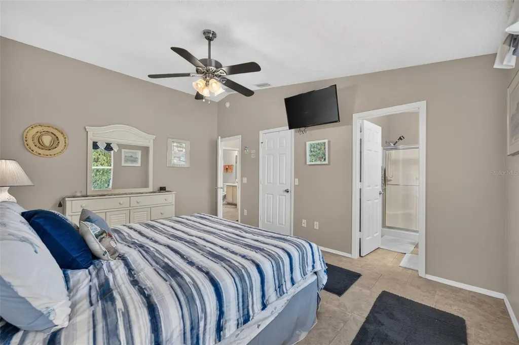 8242 SE 169th Palownia Loop The Villages FL 32162