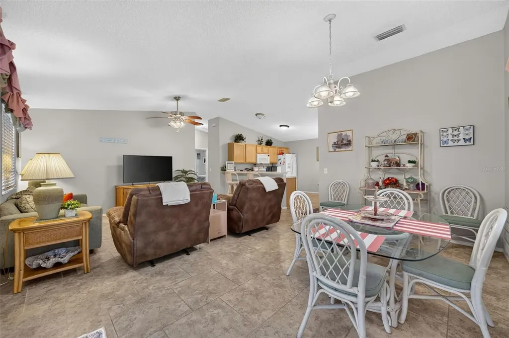 8242 SE 169th Palownia Loop The Villages FL 32162