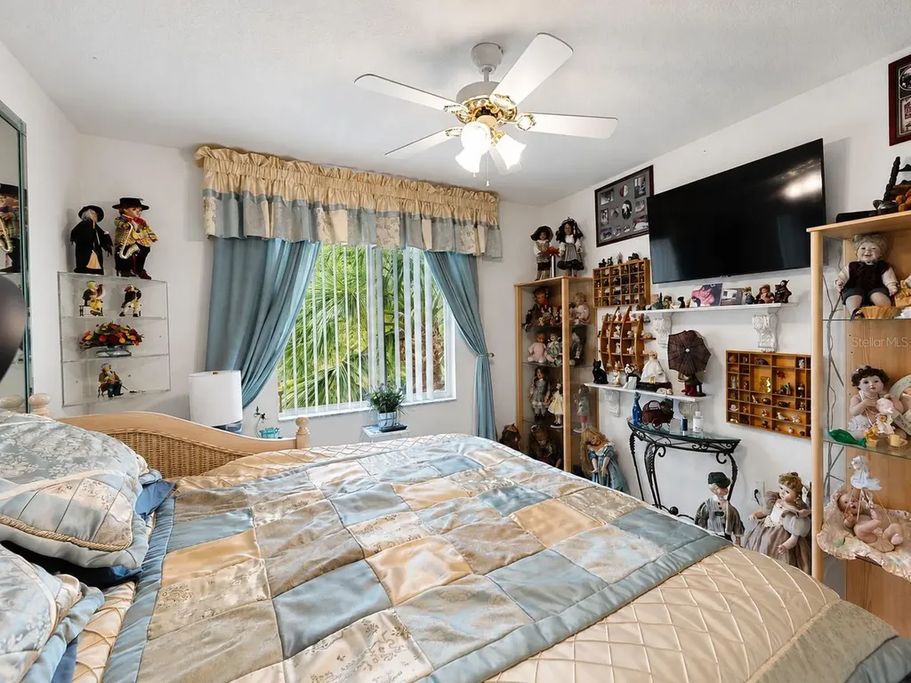 8294 Key Royal Circle Naples FL 34119
