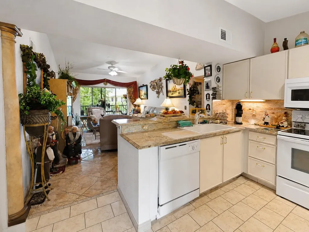 8294 Key Royal Circle Naples FL 34119
