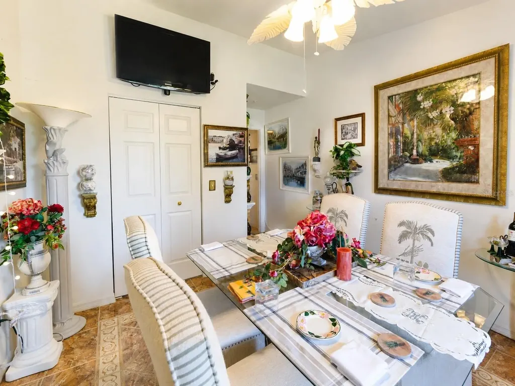 8294 Key Royal Circle Naples FL 34119