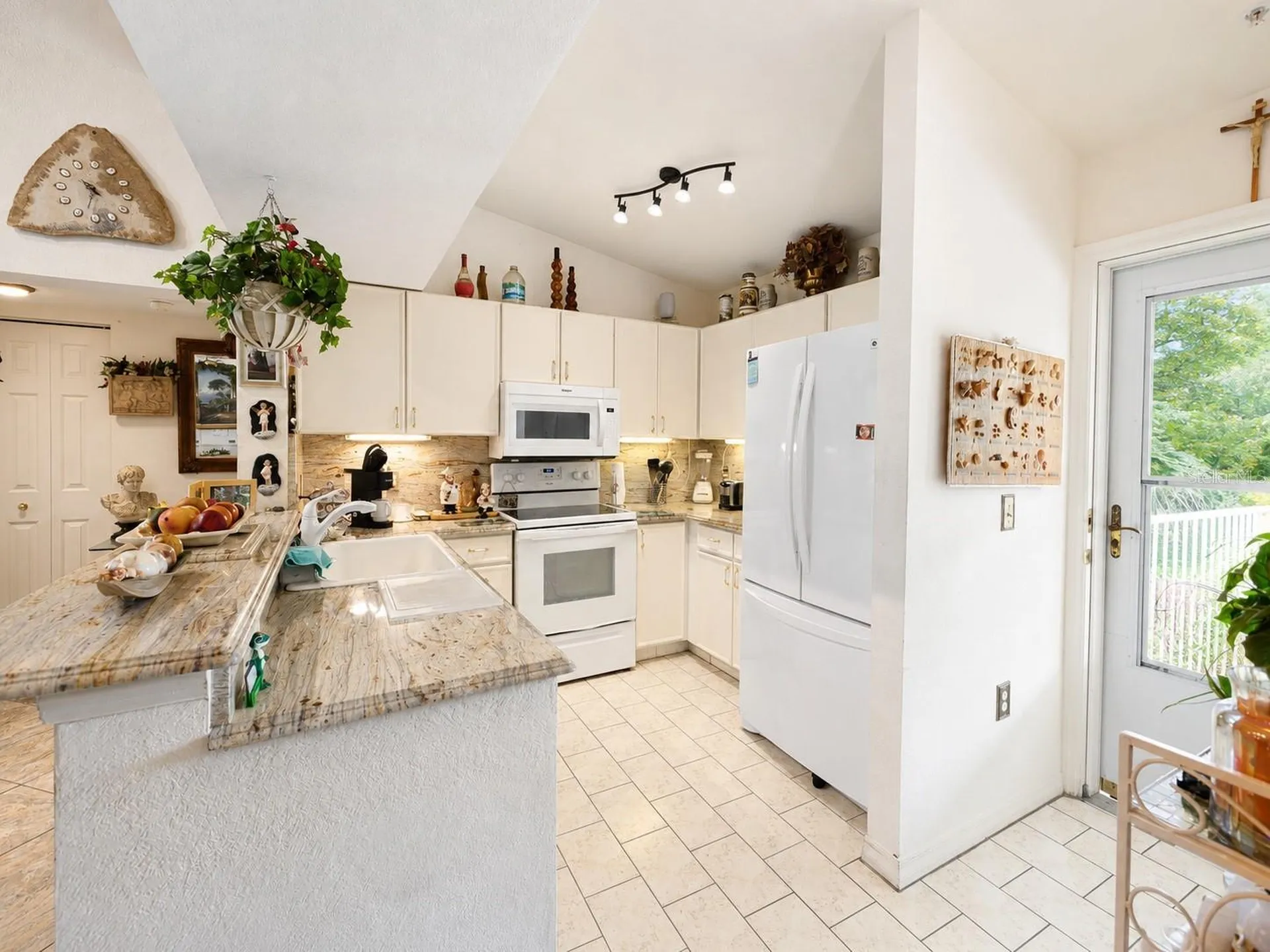 8294 Key Royal Circle Naples FL 34119