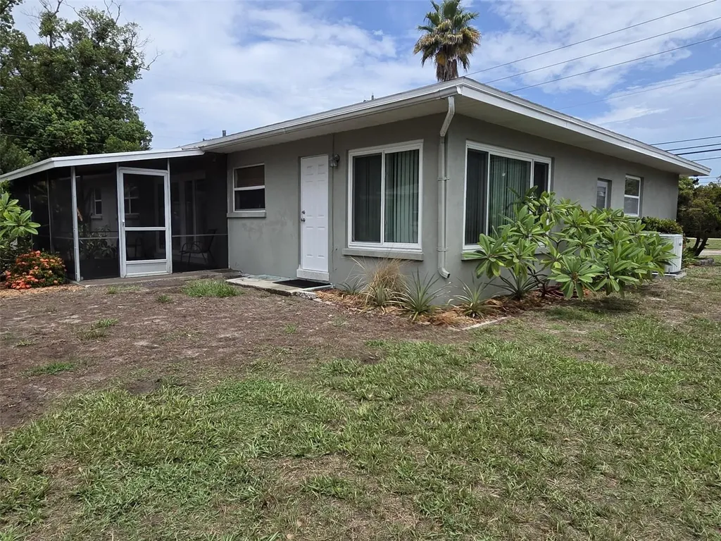 2077 Druid Road E Clearwater FL 33764