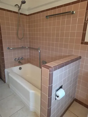2077 Druid Road E Clearwater FL 33764