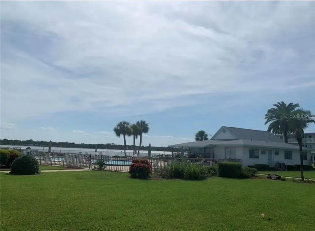3009 N Halifax Avenue Daytona Beach FL 32118