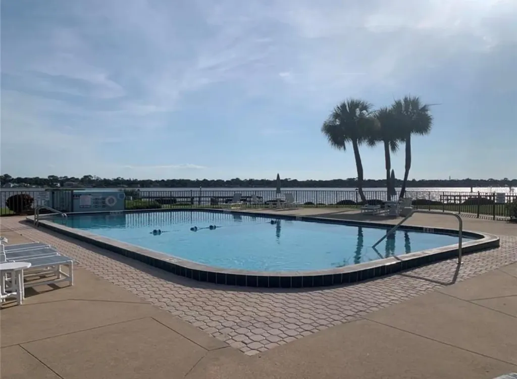 3009 N Halifax Avenue Daytona Beach FL 32118