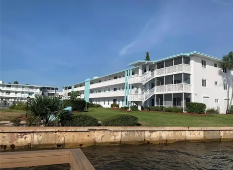3009 N Halifax Avenue Daytona Beach FL 32118