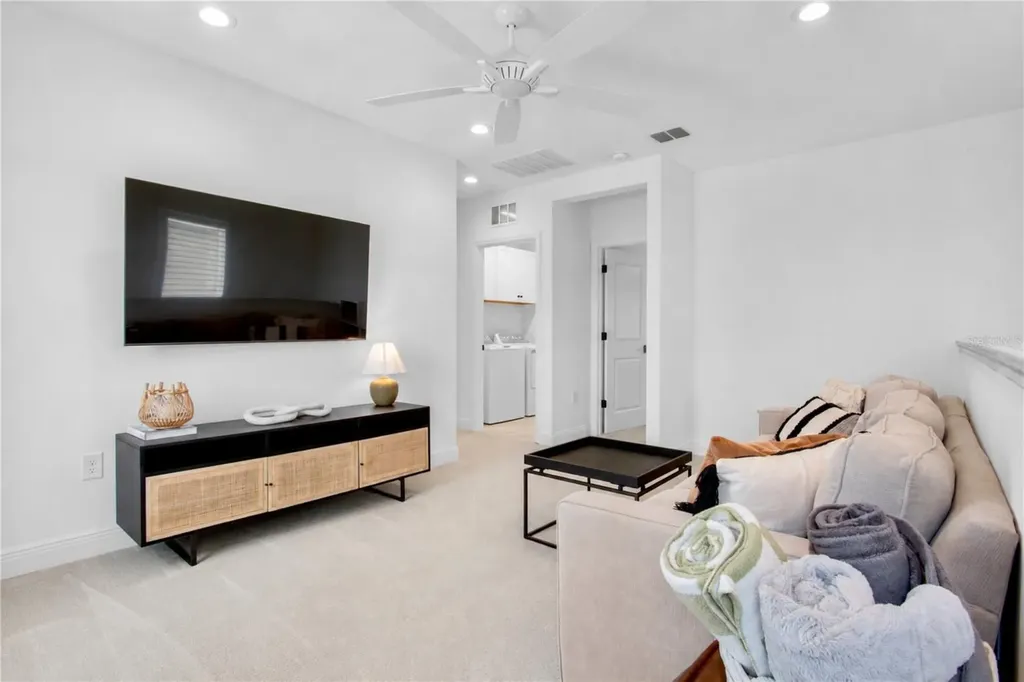 10113 Canaveral Circle Sarasota FL 34241