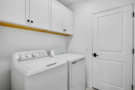 10113 Canaveral Circle Sarasota FL 34241