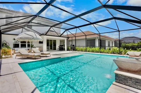 10113 Canaveral Circle Sarasota FL 34241