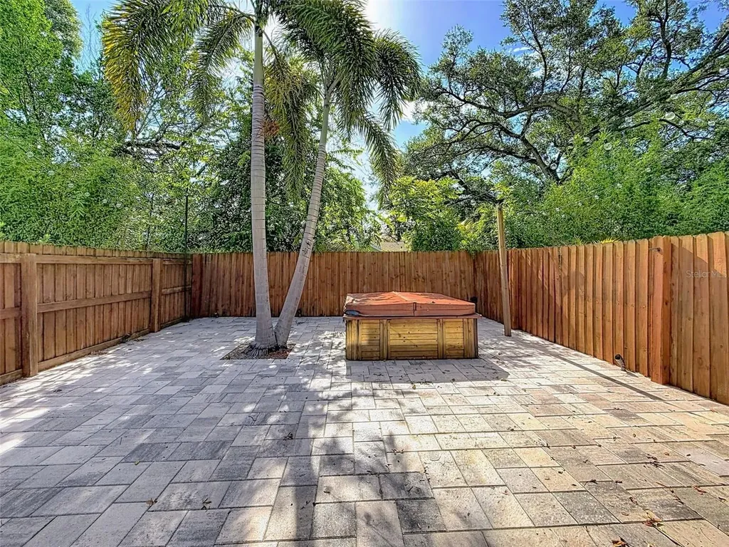 112 S Bungalow Park Avenue Tampa FL 33609