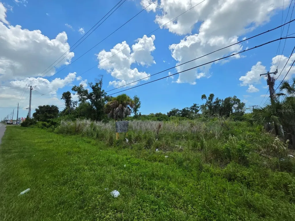 6680 15th Street E Sarasota FL 34243