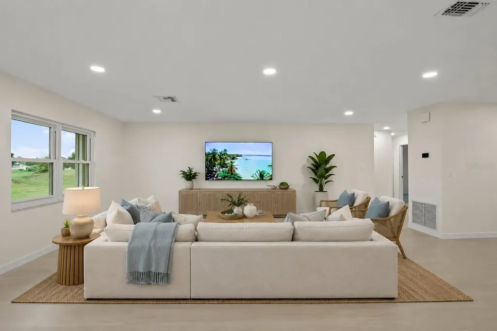 2703 Lancaster Drive Sun City Center FL 33573
