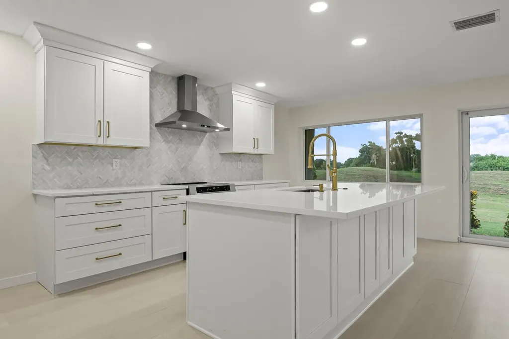 2703 Lancaster Drive Sun City Center FL 33573